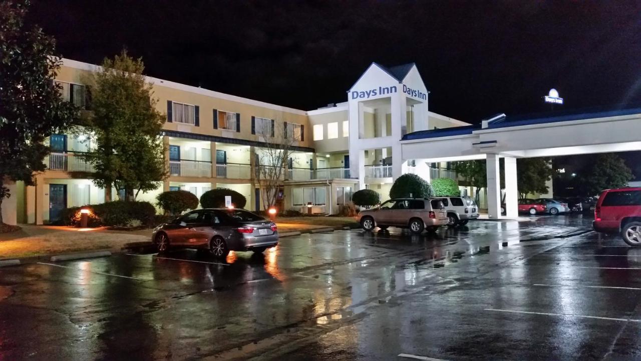 Days Inn By Wyndham Chattanooga/Hamilton Place Exterior photo